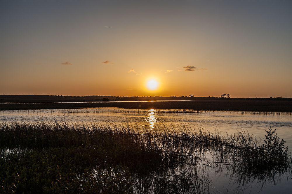ควอลิตี อินน์ แอนด์ สวีท เซนต์ออกัสติน บีช แอเรีย St. Augustine Beach ภายนอก รูปภาพ